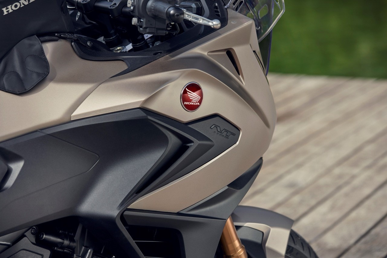 Nuova Honda NT 1100 2025: le foto